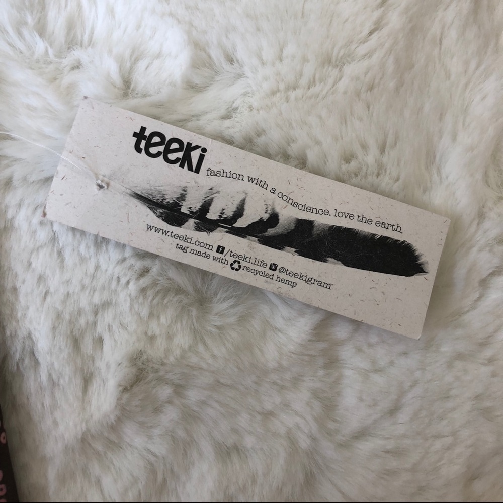 NWT Teeki Goddess Capri leggings seven crowns XS - Picture 5 of 8